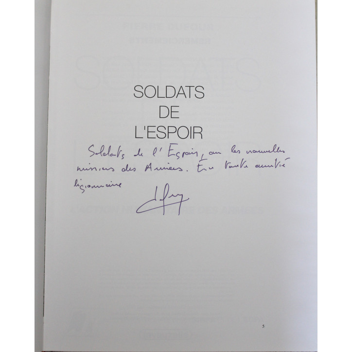 Livre Soldats de l'espoir : l'action Humanitaire des armées