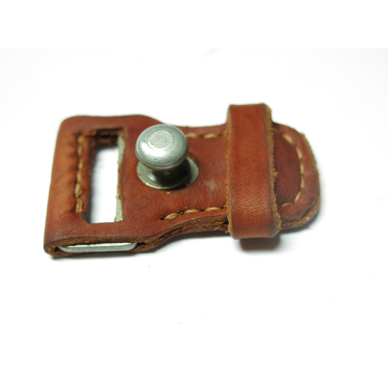 Passant arretoir de bretelle Mauser 98K Passant arretoir de bretelle Mauser 98K