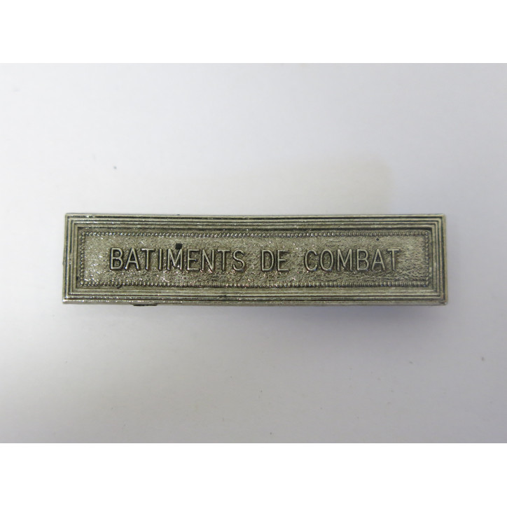 Barette  batiment de combat   ref 330