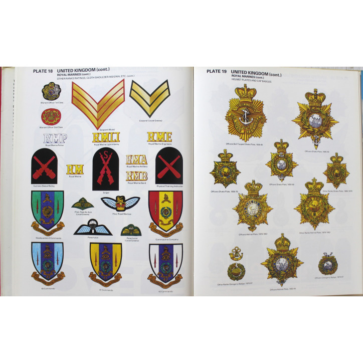 Livre Marine Badges and Insignia of the world