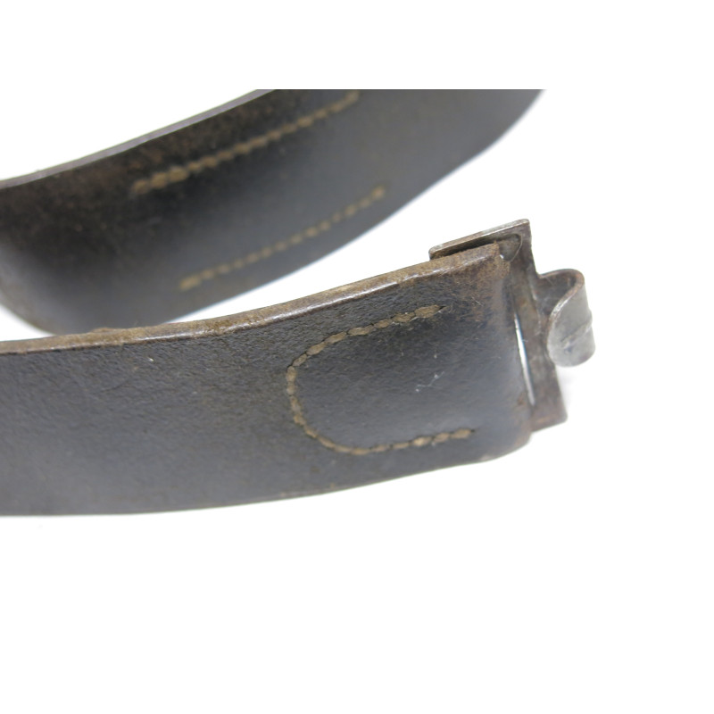 Ceinturon cuir Allemand original 1944 crochet acier ref 222