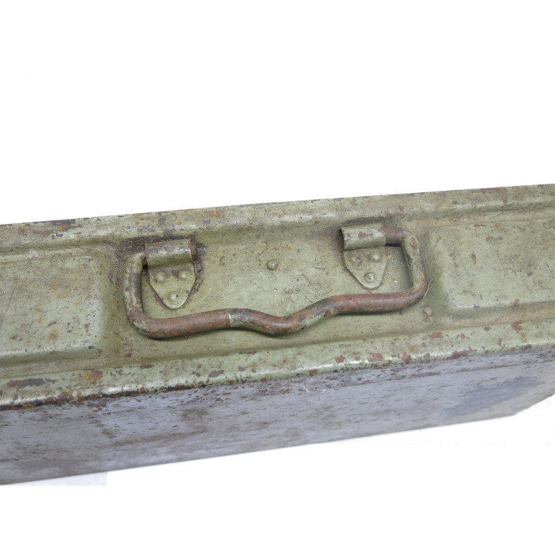 Boite a munitions acier MG 34/42  ref  100 