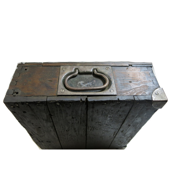 Caisse bois obus 20 mm Flack ref 753
