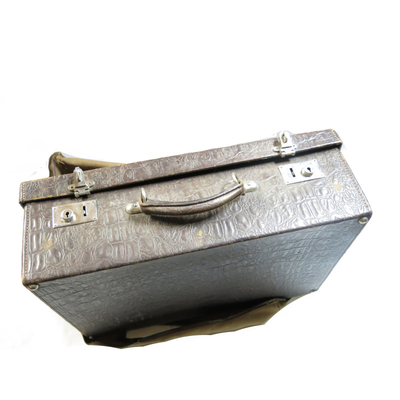 Valise cuir  officier ref 789