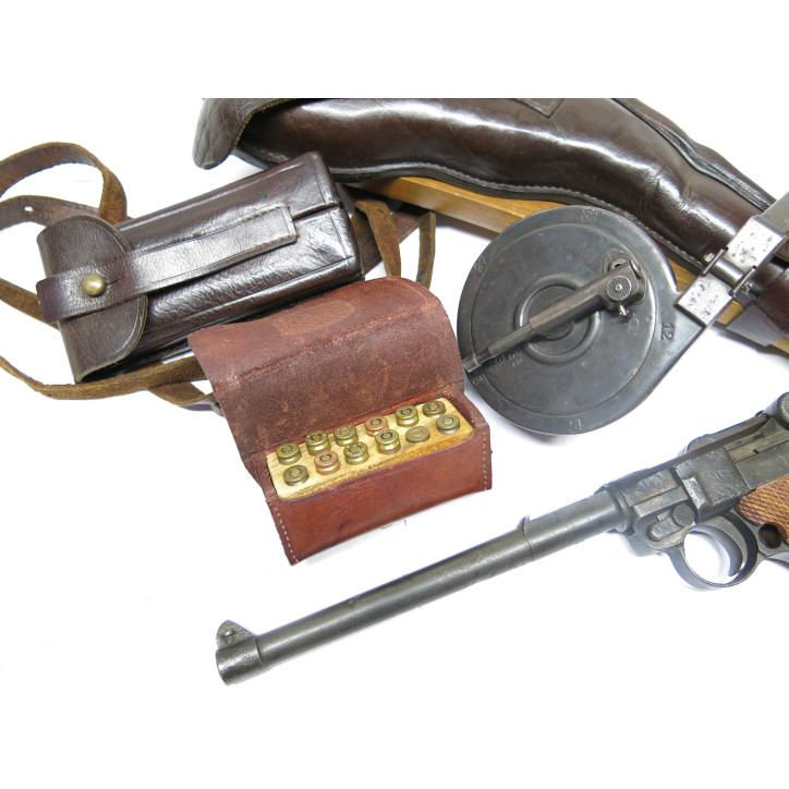 Porte cartouche Mauser cuir pour  C96 7.63 ou 9 para 