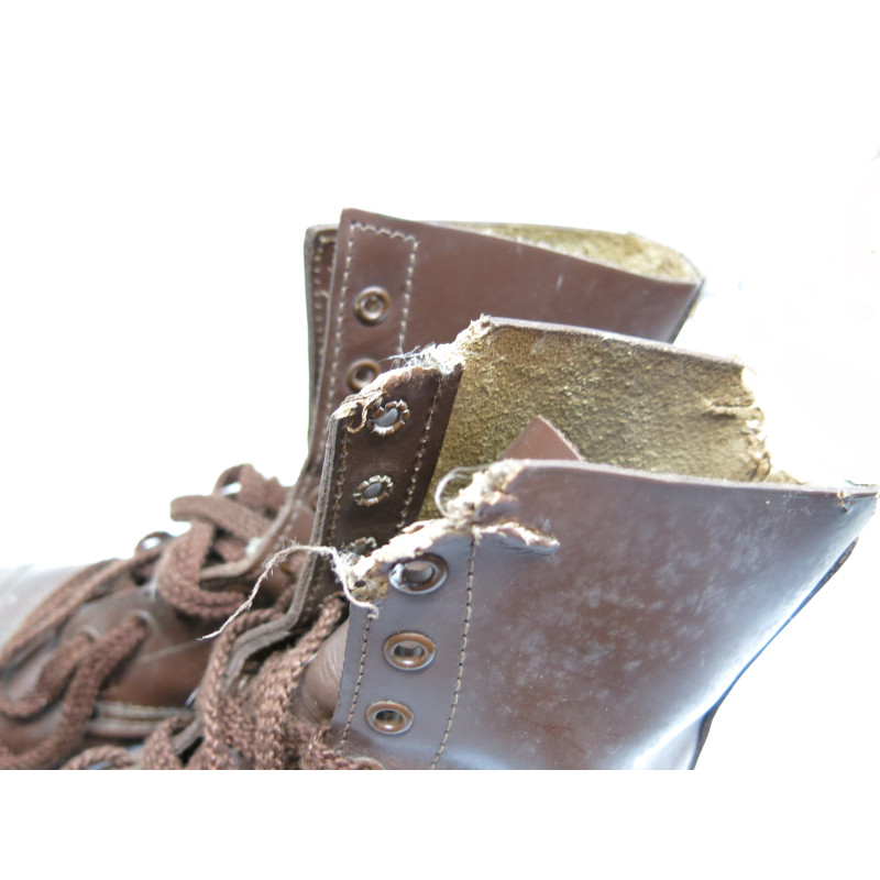 Bottes de parachutiste US 1944  ww2 taille 45   ref 478