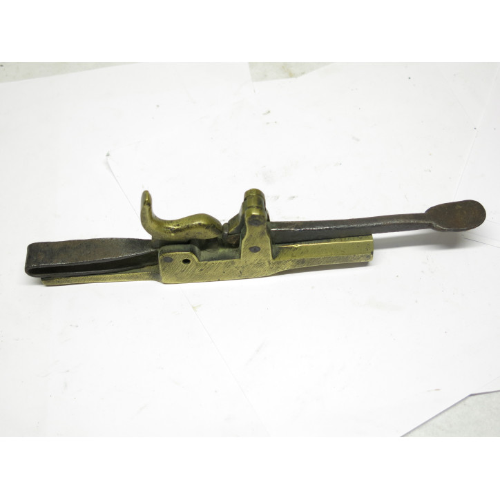 Piege a Taupe  ou d'alarme a percussion laiton ref 258 