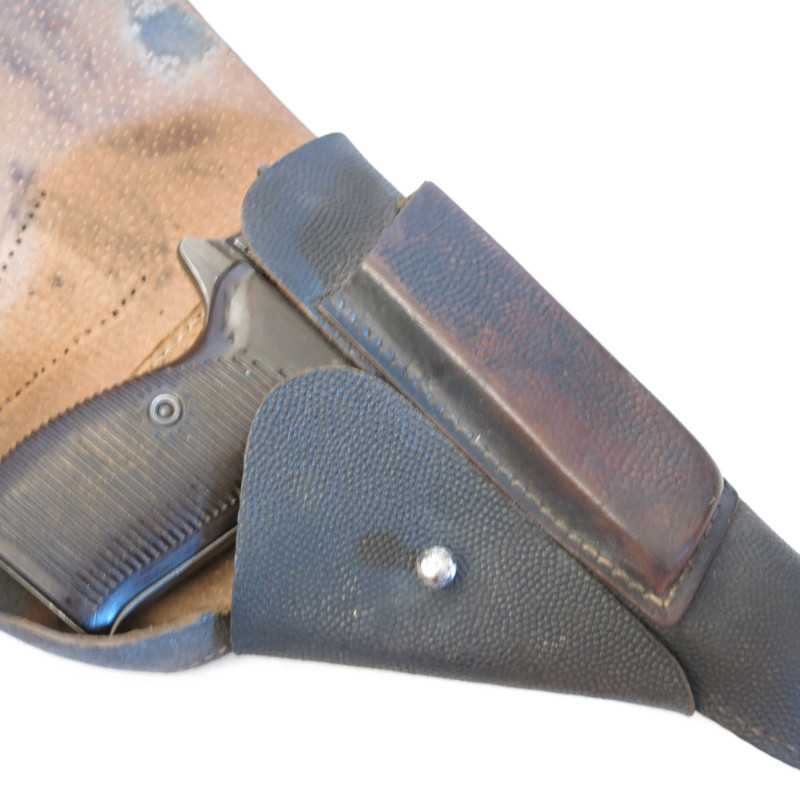 Etui cuir grenelé original P38  1944   ref et 77