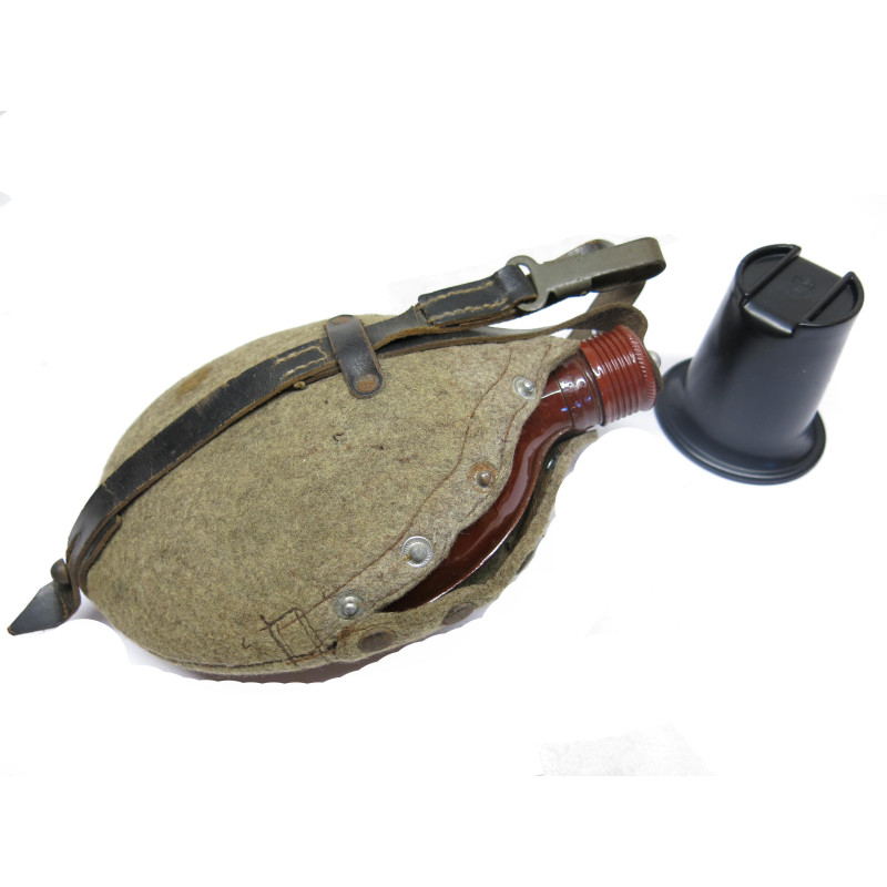 Gourde Wh original 1936 Ref A10