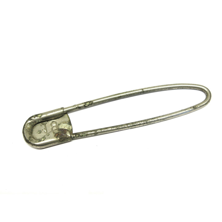 Grosse epingle de sureté US ww2  ref 10