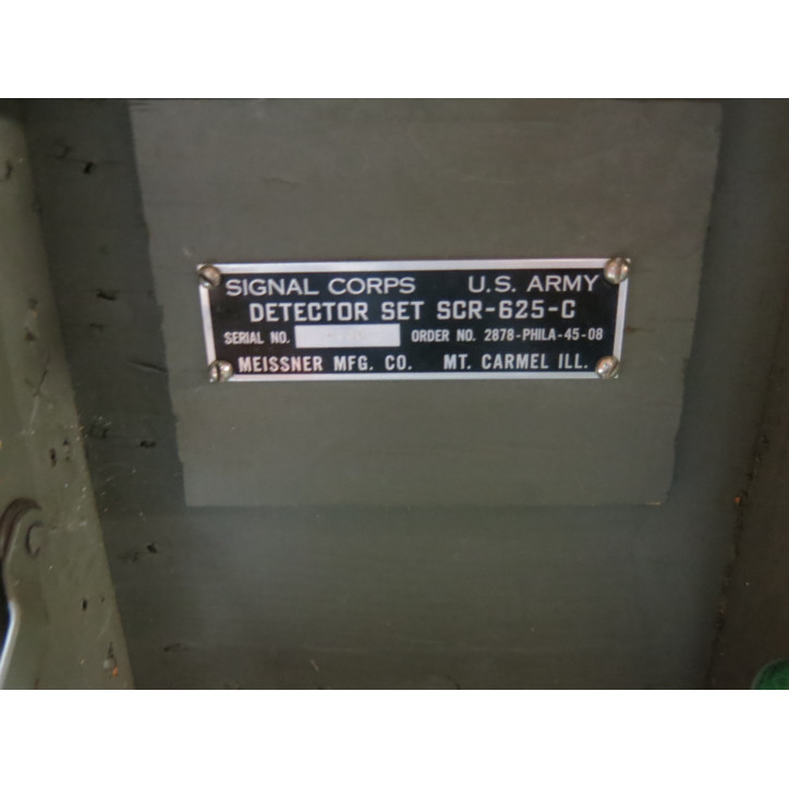 Boite vide de detecteur de mine SCR 625  US 1944 ref 945 