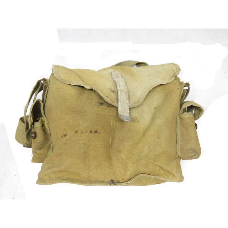 Masque a gaz Francais 1940 avec pochette  toile ref 180 