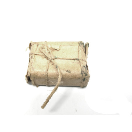 Paquet de 6 cartouches revolver 1892 daté 1896 ref un1