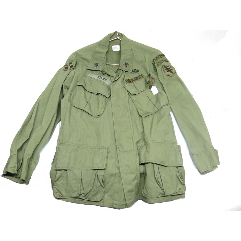 Coat mans combat tropical US Vietnam 1968 Ref 111