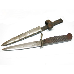 Poignard de tranchée Allemand Daniel Herder Solingen version patiné  ref 125 