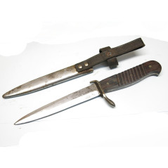 Poignard de tranchée Allemand Daniel Herder Solingen version patiné  ref 125 