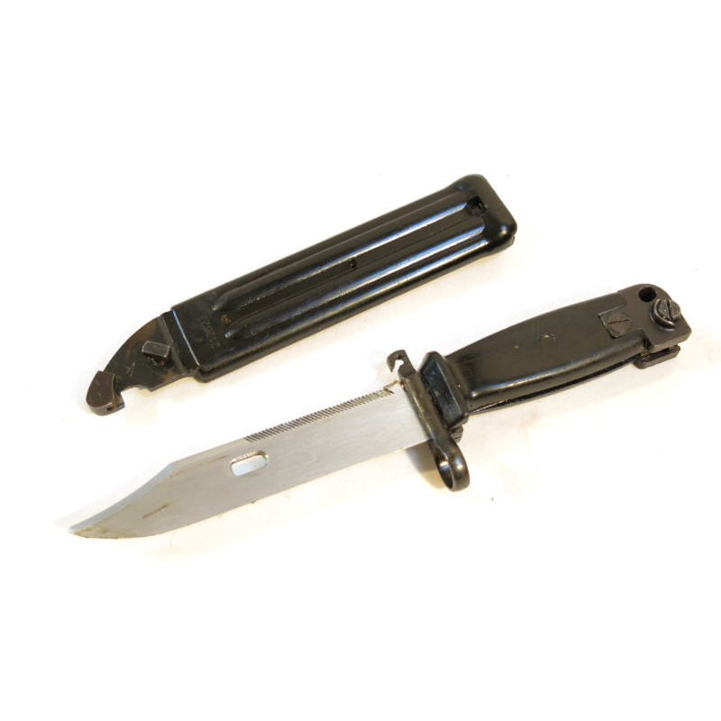 Baionnette AK47 Serbe état neuf de stock  Réf 1710 
