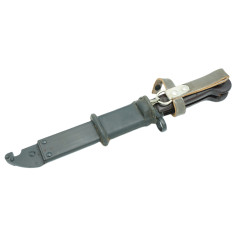 Baïonnette pour AK 47 premier type originale avec cuir de ceinturon