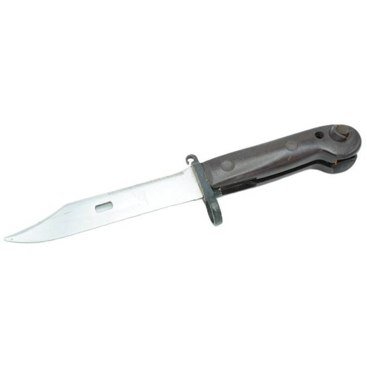 Baïonnette pour AK 47 premier type originale avec cuir de ceinturon