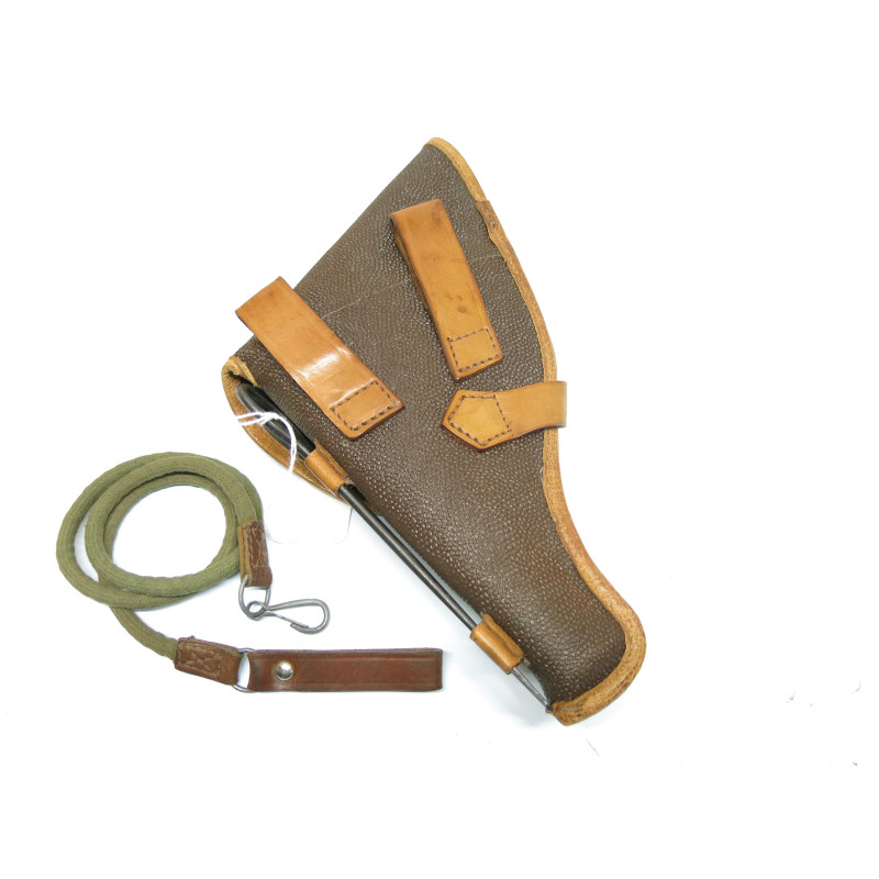 Étui cuir revolver Nagant avec baguette