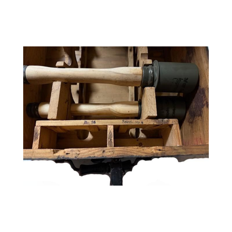 Caisse bois complete pour grenade à manche ref 158
