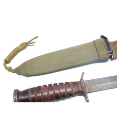 Beau poignard USM3 marquage UTICA sur garde ref  325