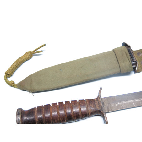 Beau poignard USM3 marquage UTICA sur garde ref  325