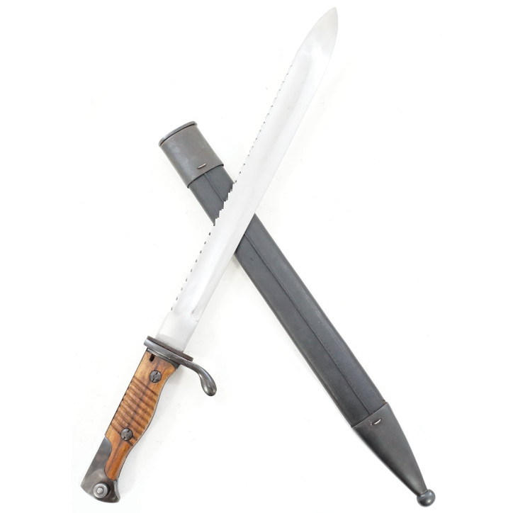 Baïonnette Mauser G98 à dent de scie avec fourreau cuir