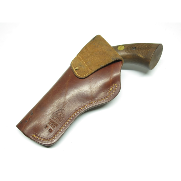 Etui cuir  revolver 3 pouces ref 600