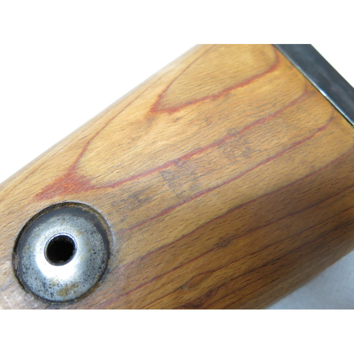 Superbe crosse en bois lamellé originale pour fusil Mauser 98K avec ferrures au numero