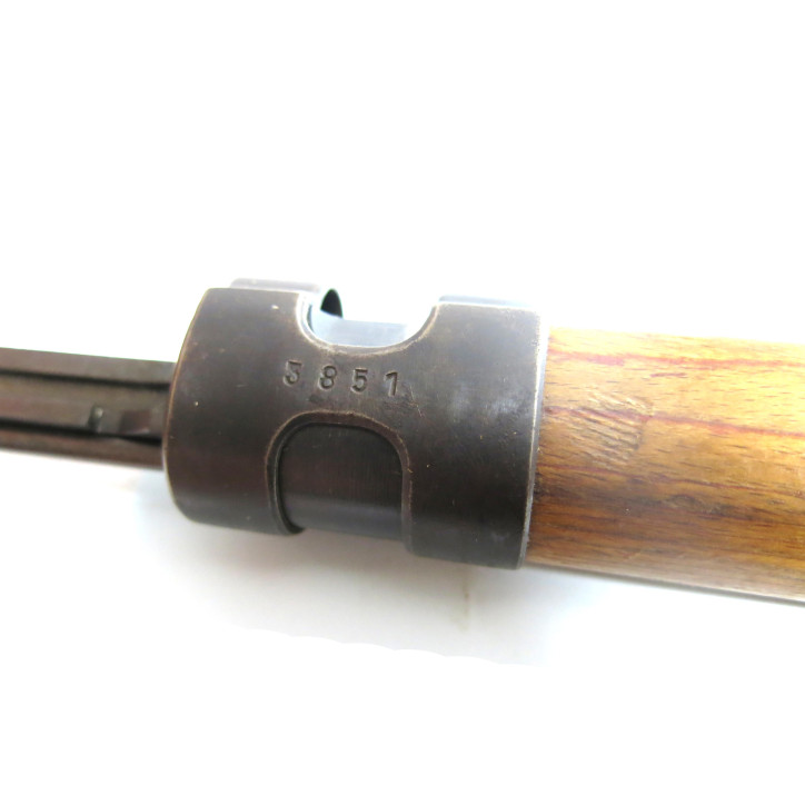Superbe crosse en bois lamellé originale pour fusil Mauser 98K avec ferrures au numero