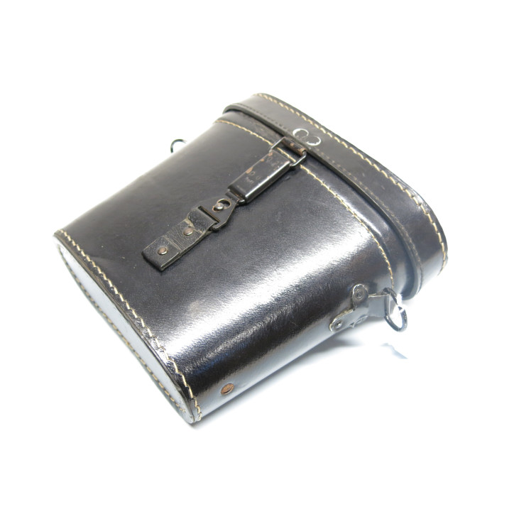 Etui cuir de jumelles Allemande 1941 ref 458