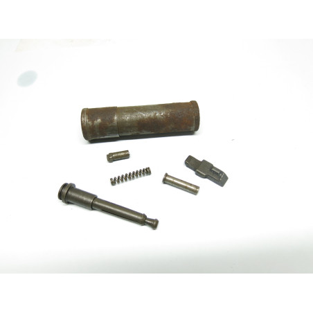 Petite boite cylindrique avec necessaire entretien FM 24/29 ref 60