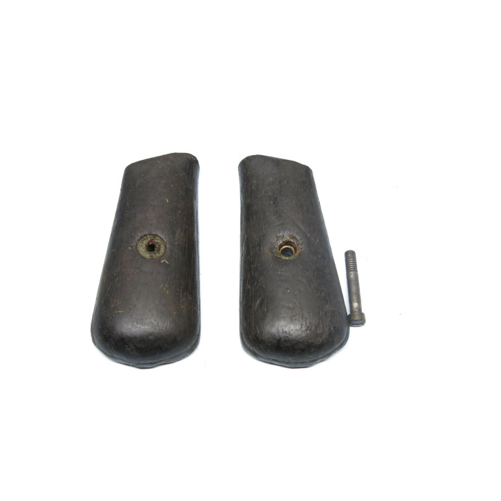 Plaquettes de crosse  originales  C96 BOLO ref 188