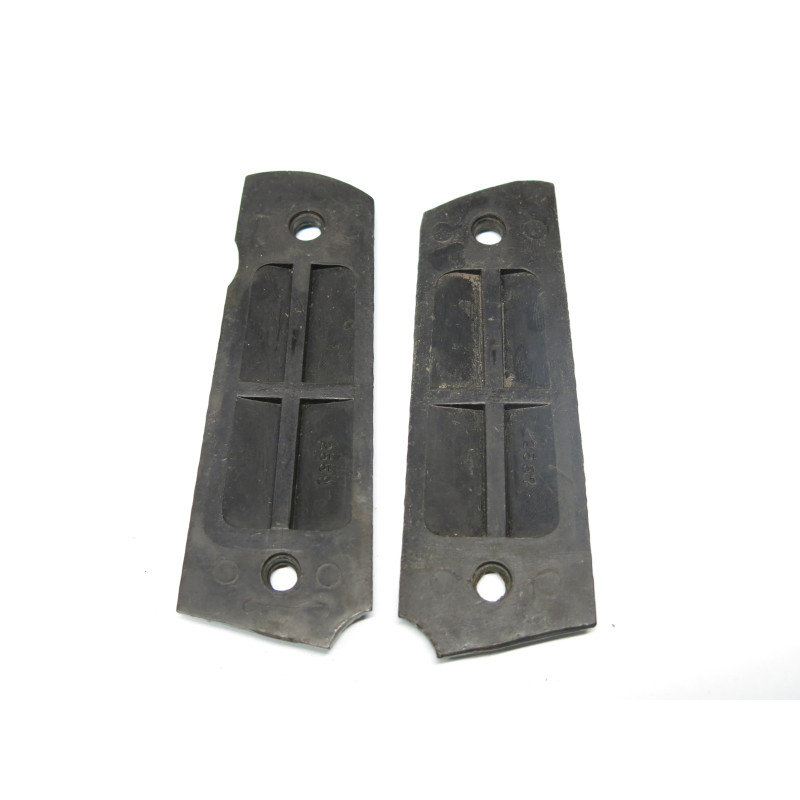 Plaquettes Colt 45 39/45 bakélite