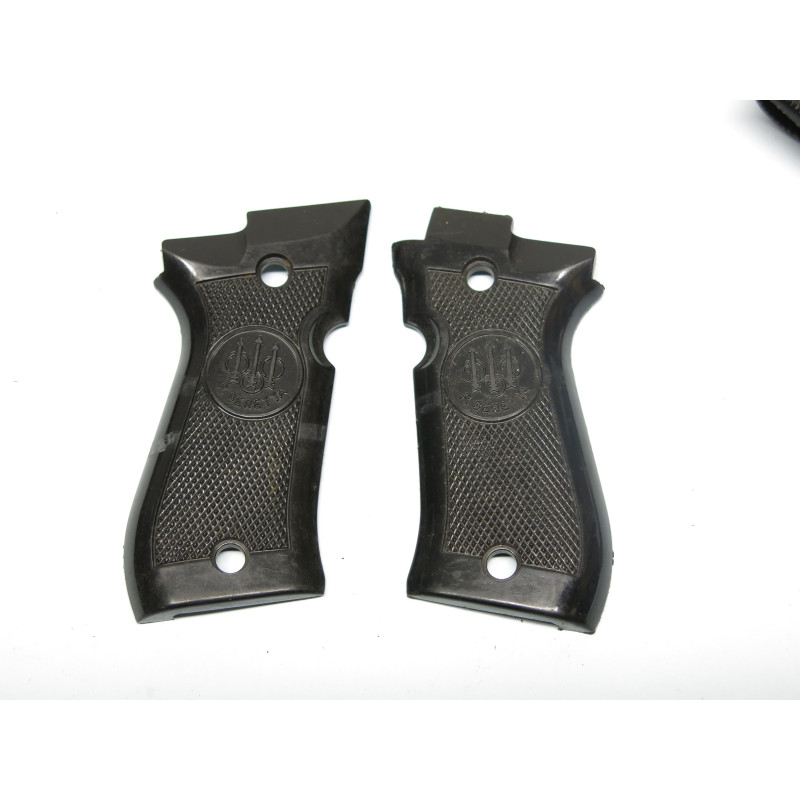 Plaquettes pistolet Beretta 80-81-84   ref 644