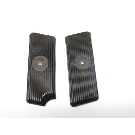 Paire de plaquettes pistolet Zastava M57 ref 901