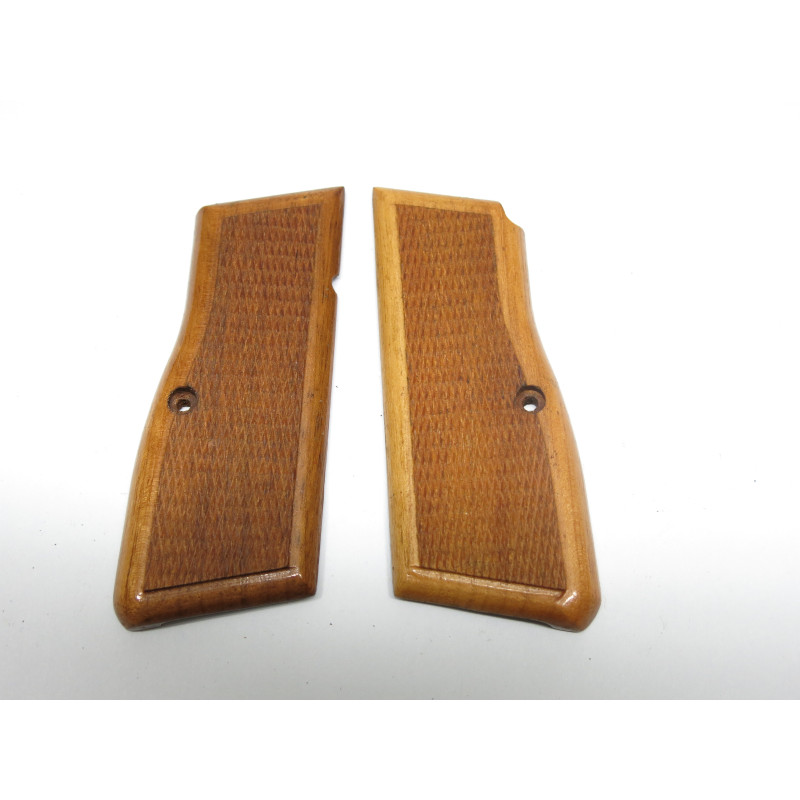 Plaquettes en bois pistolet  GP35 originales 39/45 ref 200