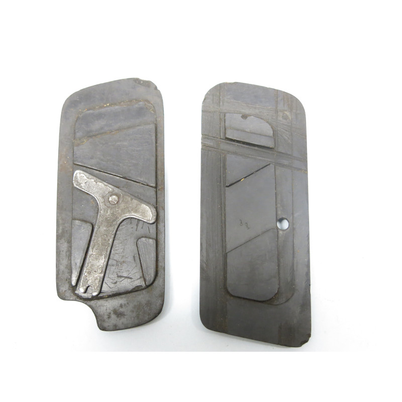 Paire de plaquettes pistolet TT33 BB ou ISH MP 656 K  Tokarev ref to 269