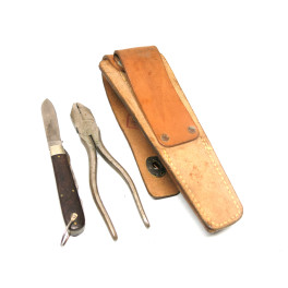 Etui cuir original TL 29 avec couteau et pince signal corps US army ref  99