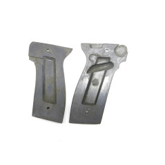 Paire de plaquettes pistolet MAB modele F 22 LR ref 102