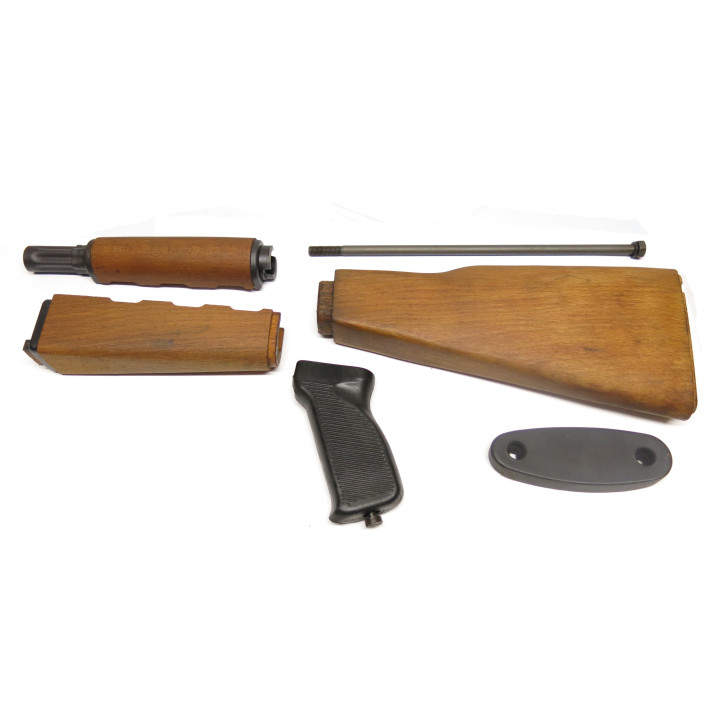 Ensemble crosse avec poignée garde main   AK 47 ref 559
