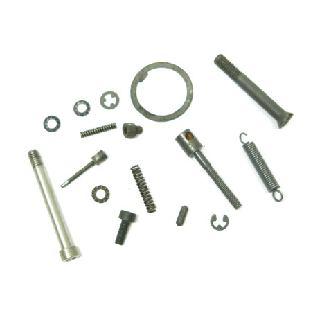 Lot de vis axes FAMAS ref A 26