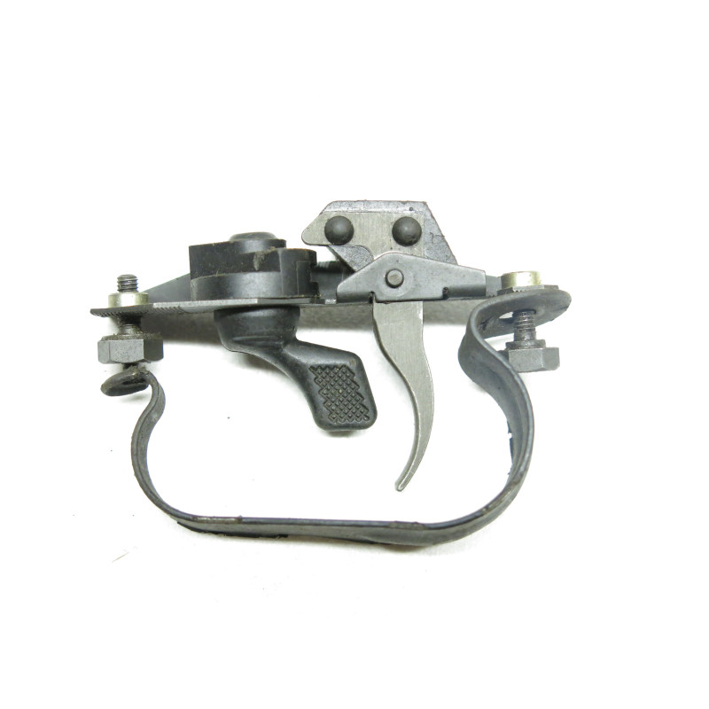 Pontet complet avec detente FAMAS