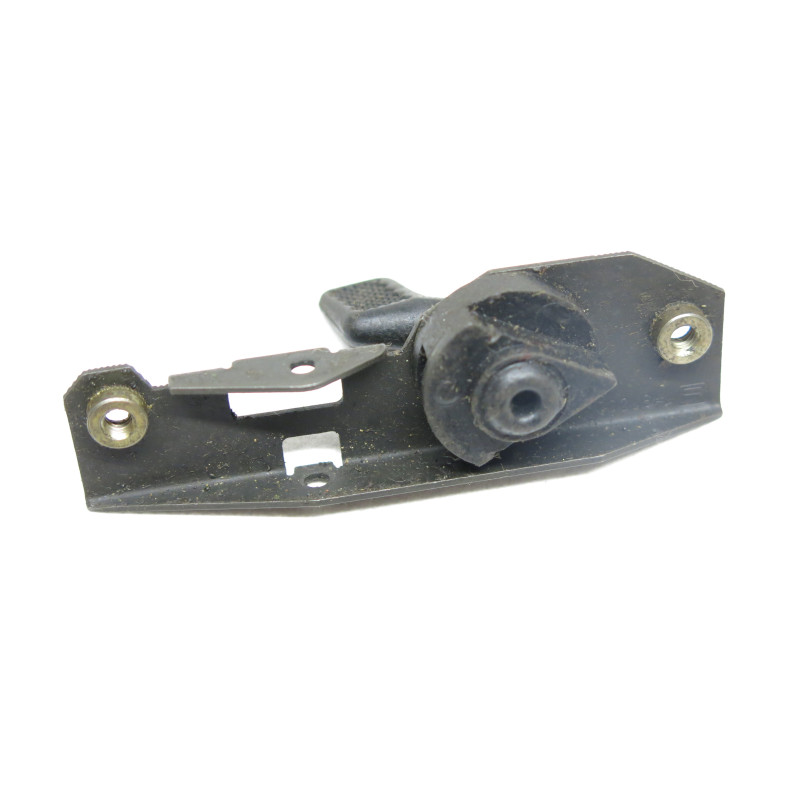 Plaque avec levier de securité FAMAS