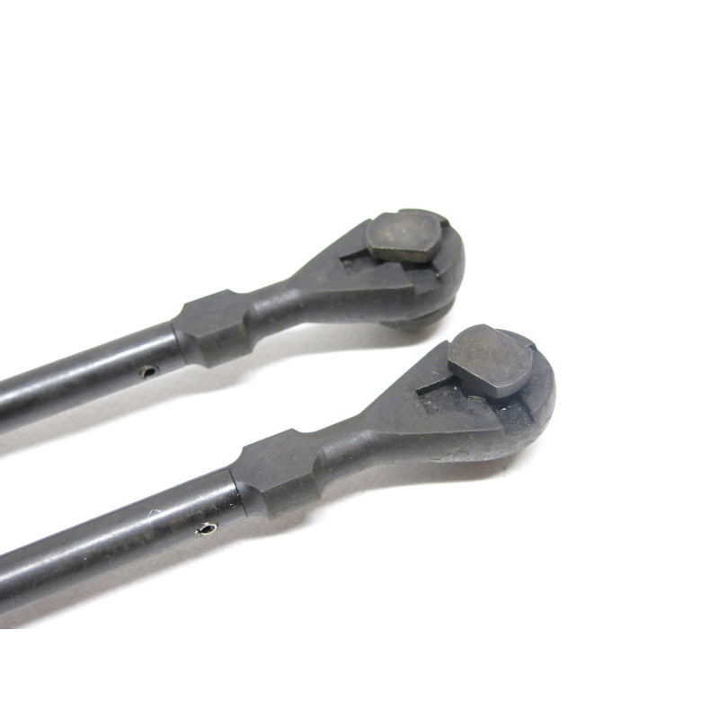 Bipied FAMAS ref 900    box 223