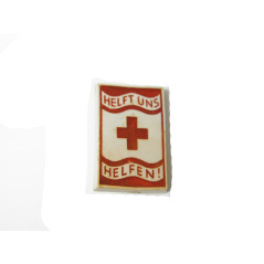Insigne  Allemand Helft Uns Helfen! German Red Cross    ref 100     box 216