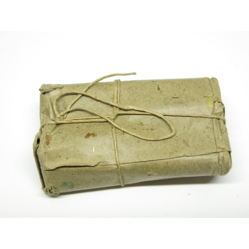 Paquet de cartouches 8 mm Lebel 1933  ref 55 box 213 categorie C