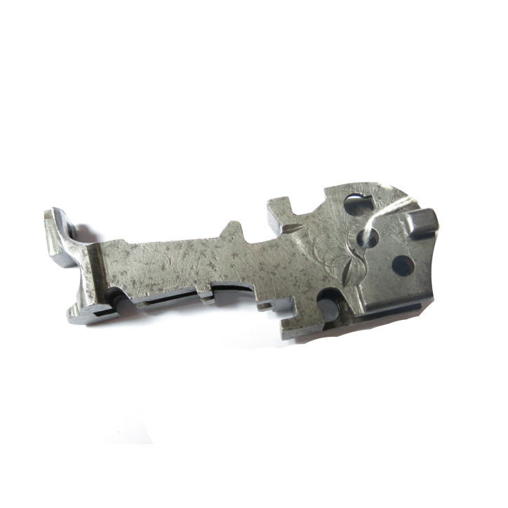 Corps platine nu pistolet C96 Mauser mod 712   réf 110