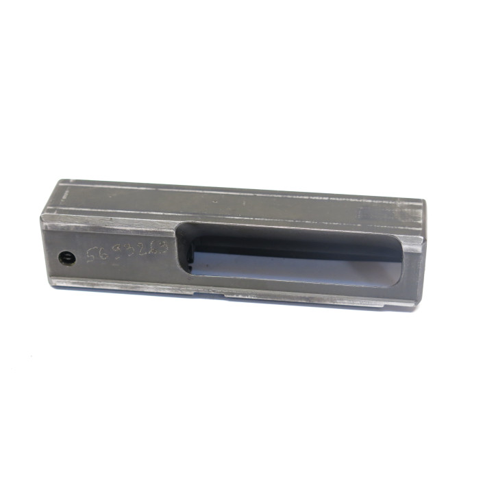 Culasse PM UZI  catégorie B   réf 558   box 247
